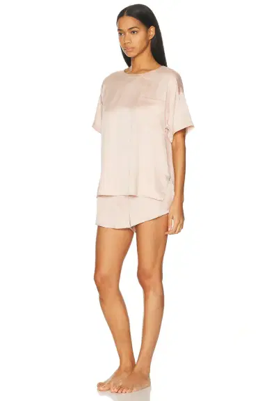 Lunya Washable Silk Tee Short Pajama Set | Thumbnail 3 Lunya Washable Silk Tee Short Pajama Set | Thumbnail 3