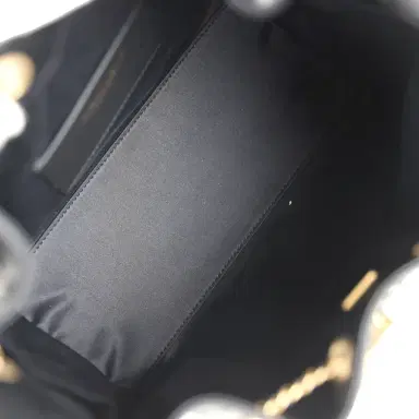 Chanel Chanel Small 25 Hobo Bag Black Caviar Antique Gold Hardware | Thumbnail 8 Chanel Chanel Small 25 Hobo Bag Black Caviar Antique Gold Hardware | Thumbnail 8