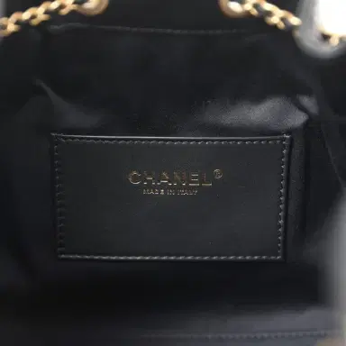 Chanel Chanel Small 25 Hobo Bag Black Caviar Antique Gold Hardware | Thumbnail 9 Chanel Chanel Small 25 Hobo Bag Black Caviar Antique Gold Hardware | Thumbnail 9