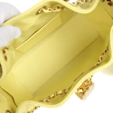 Chanel Chanel Mini 25 Hobo Bag Light Yellow Caviar Antique Gold Hardware | Thumbnail 8 Chanel Chanel Mini 25 Hobo Bag Light Yellow Caviar Antique Gold Hardware | Thumbnail 8