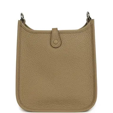 HERMÈS Hermes Evelyne TPM Beige Marfa Clemence Palladium Hardware | Thumbnail 5 HERMÈS Hermes Evelyne TPM Beige Marfa Clemence Palladium Hardware | Thumbnail 5