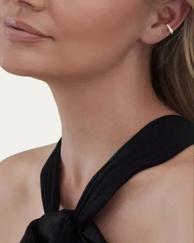 SARA WEINSTOCK 18K White Gold Lucia Diamond Ear Cuff, Single | Thumbnail 2 SARA WEINSTOCK 18K White Gold Lucia Diamond Ear Cuff, Single | Thumbnail 2