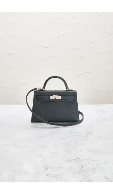HERMÈS Epsom Kelly 20 Handbag | Thumbnail 2 HERMÈS Epsom Kelly 20 Handbag | Thumbnail 2