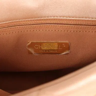 Chanel Chanel Large 19 Flap Bag Beige Iridescent Lambskin Mixed Metal Hardware | Thumbnail 9 Chanel Chanel Large 19 Flap Bag Beige Iridescent Lambskin Mixed Metal Hardware | Thumbnail 9