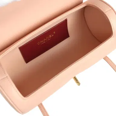 Chanel Chanel Preppy Coco Bowling Bag Light Pink Shiny Caviar Brushed Gold Hardware | Thumbnail 8 Chanel Chanel Preppy Coco Bowling Bag Light Pink Shiny Caviar Brushed Gold Hardware | Thumbnail 8