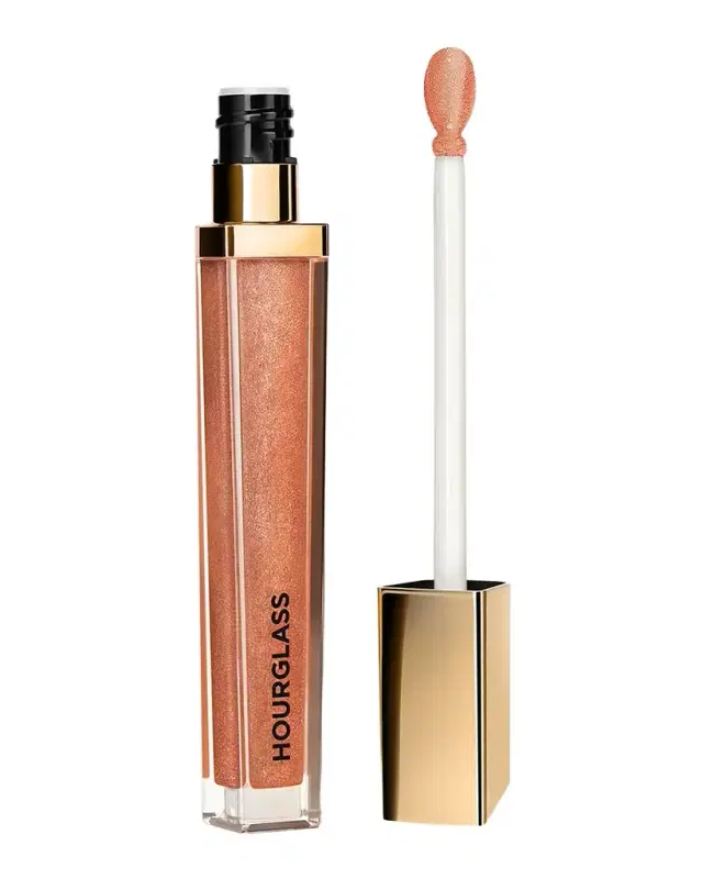Unreal High Shine Volumizing Lip Gloss Unreal High Shine Volumizing Lip Gloss
