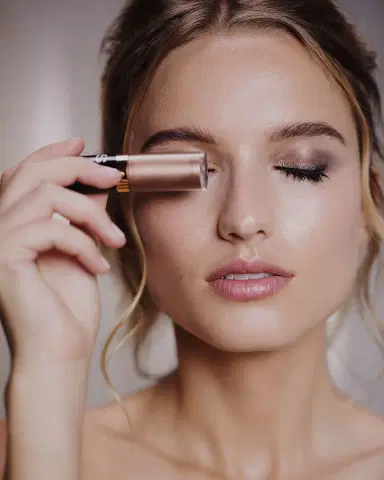Sisley Paris Ombre Eclat Liquide Eyeshadow | Thumbnail 4 Sisley Paris Ombre Eclat Liquide Eyeshadow | Thumbnail 4