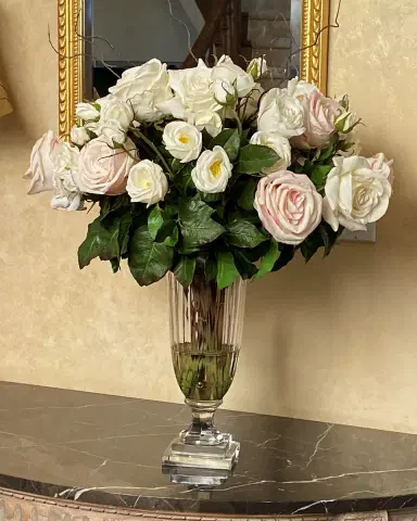 Winward Home Mix Faux Roses in Glass Vase | Thumbnail 1 Winward Home Mix Faux Roses in Glass Vase | Thumbnail 1