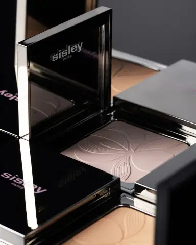 Sisley Paris Blur Expert | Thumbnail 9 Sisley Paris Blur Expert | Thumbnail 9