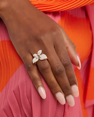 Chopard Happy Butterfly 18K Rose Gold Diamond Ring | Thumbnail 1 Chopard Happy Butterfly 18K Rose Gold Diamond Ring | Thumbnail 1
