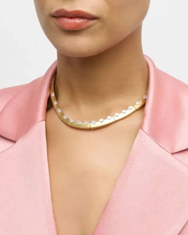 18K Yellow Gold Me Necklace with Oval White Diamonds 18K Yellow Gold Me Necklace with Oval White Diamonds