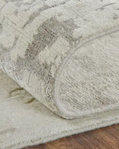 Haven & Loom Vivienne Hand Knotted Rug | Thumbnail 4 Haven & Loom Vivienne Hand Knotted Rug | Thumbnail 4
