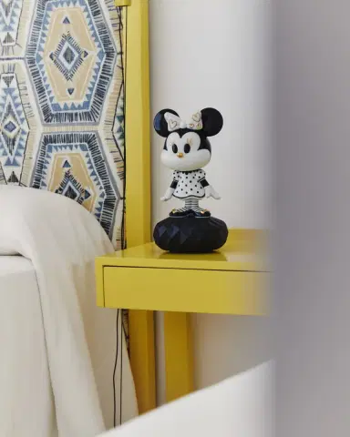 Lladro Minnie in Black & White Sculpture | Thumbnail 3 Lladro Minnie in Black & White Sculpture | Thumbnail 3