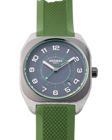 HERMÈS Hermès H08 Green Rubber Watch, 42 mm | Thumbnail 1 HERMÈS Hermès H08 Green Rubber Watch, 42 mm | Thumbnail 1