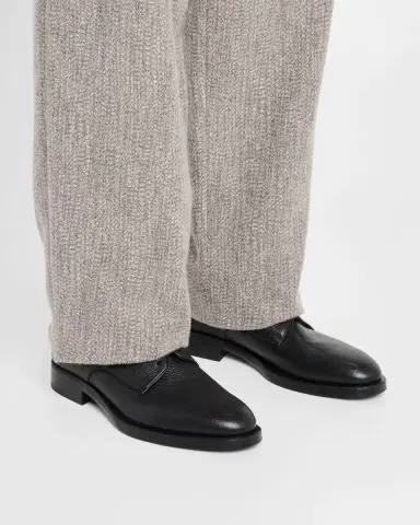 Giorgio Armani Men's Grained Leather Derby Shoes | Thumbnail 2 Giorgio Armani Men's Grained Leather Derby Shoes | Thumbnail 2