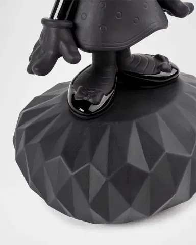 Lladro Minnie Total Black Sculpture | Thumbnail 4 Lladro Minnie Total Black Sculpture | Thumbnail 4