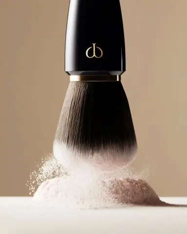 CLÉ DE PEAU BEAUTÉ Translucent Loose Powder | Thumbnail 3 CLÉ DE PEAU BEAUTÉ Translucent Loose Powder | Thumbnail 3