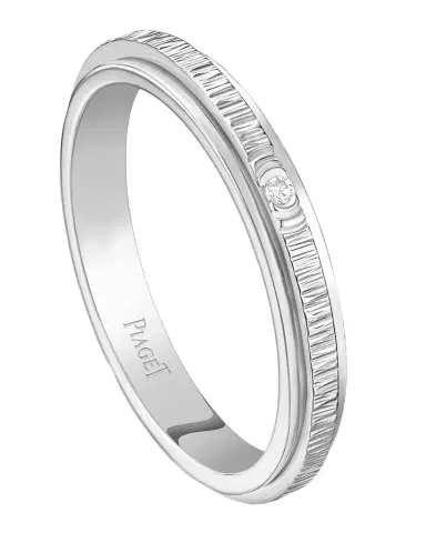 PIAGET 18K Gold Possession Ring with 1 Diamond | Thumbnail 1 PIAGET 18K Gold Possession Ring with 1 Diamond | Thumbnail 1