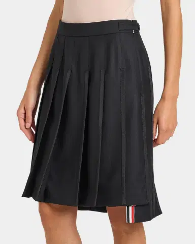 Thom Browne Pleated Bermuda-Length Skirt | Thumbnail 5 Thom Browne Pleated Bermuda-Length Skirt | Thumbnail 5