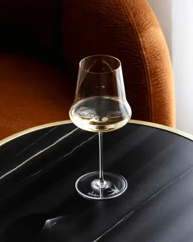 Lalique 1er Cru 20 oz. Wine Glasses, Set of 2 | Thumbnail 4 Lalique 1er Cru 20 oz. Wine Glasses, Set of 2 | Thumbnail 4