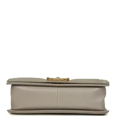 Chanel Pre-owned Chanel Medium Boy Bag Taupe Caviar Antique Gold Hardware | Thumbnail 6 Chanel Pre-owned Chanel Medium Boy Bag Taupe Caviar Antique Gold Hardware | Thumbnail 6