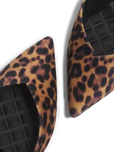 AERA Women's Jane Vegan Velvet Leopard-Print Mules - Leopardo | Thumbnail 6 AERA Women's Jane Vegan Velvet Leopard-Print Mules - Leopardo | Thumbnail 6