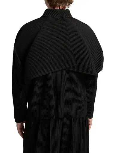 Homme Plissé Issey Miyake Men's Cover & Fold Pleated Jacket - Black | Thumbnail 5 Homme Plissé Issey Miyake Men's Cover & Fold Pleated Jacket - Black | Thumbnail 5