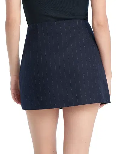 Favorite Daughter Women's The Favorite Pinstripe Skort - Navy Pinstripe - Size 8 | Thumbnail 4 Favorite Daughter Women's The Favorite Pinstripe Skort - Navy Pinstripe - Size 8 | Thumbnail 4