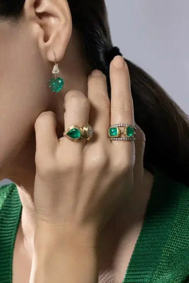 Sylva & Cie Emerald Diamond Double Ring | Thumbnail 4 Sylva & Cie Emerald Diamond Double Ring | Thumbnail 4