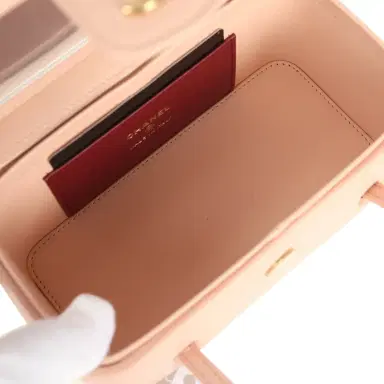 Chanel Chanel Preppy Coco Long Vanity with Straps Light Pink Shiny Caviar Brushed Gold Hardware | Thumbnail 9 Chanel Chanel Preppy Coco Long Vanity with Straps Light Pink Shiny Caviar Brushed Gold Hardware | Thumbnail 9