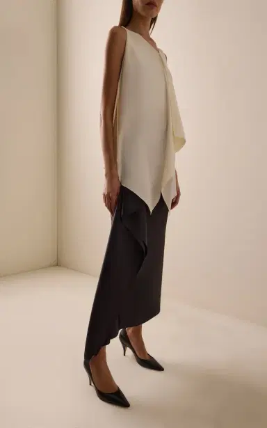 The Row Liisa Two Leather Pumps | Thumbnail 2 The Row Liisa Two Leather Pumps | Thumbnail 2
