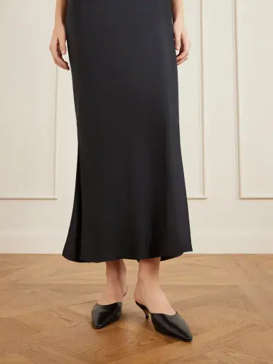 The Row Lisa Polished Leather Mules | Thumbnail 2 The Row Lisa Polished Leather Mules | Thumbnail 2