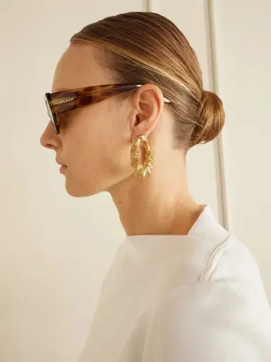 Alaïa Lettering Round-frame Tortoiseshell Acetate Sunglasses | Thumbnail 4 Alaïa Lettering Round-frame Tortoiseshell Acetate Sunglasses | Thumbnail 4
