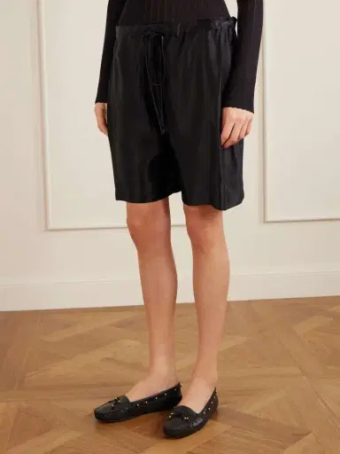 Khaite Rohe Satin Shorts | Thumbnail 3 Khaite Rohe Satin Shorts | Thumbnail 3
