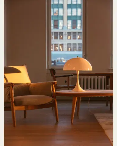 Louis Poulsen Panthella Acrylic Table Lamp | Thumbnail 3 Louis Poulsen Panthella Acrylic Table Lamp | Thumbnail 3