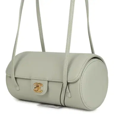 Chanel Chanel Preppy Coco Bowling Bag Light Green Shiny Caviar Brushed Gold Hardware | Thumbnail 4 Chanel Chanel Preppy Coco Bowling Bag Light Green Shiny Caviar Brushed Gold Hardware | Thumbnail 4