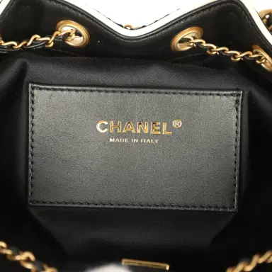 Chanel Chanel Small 25 Hobo Bag Black Raffia and White Calfskin Antique Gold Hardware | Thumbnail 9 Chanel Chanel Small 25 Hobo Bag Black Raffia and White Calfskin Antique Gold Hardware | Thumbnail 9