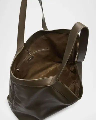 Saint Laurent Men's Y Large Leather Tote Bag | Thumbnail 4 Saint Laurent Men's Y Large Leather Tote Bag | Thumbnail 4