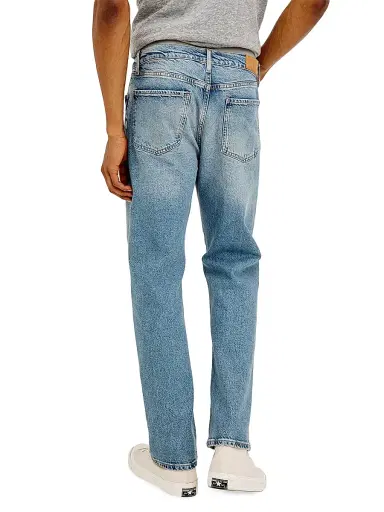 RAILS Men's Nash Medium Vintage Wash Straight-Leg Jeans | Thumbnail 4 RAILS Men's Nash Medium Vintage Wash Straight-Leg Jeans | Thumbnail 4