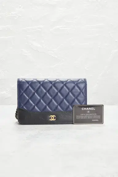Chanel Chanel Lambskin Gabrielle Wallet On Chain | Thumbnail 10 Chanel Chanel Lambskin Gabrielle Wallet On Chain | Thumbnail 10