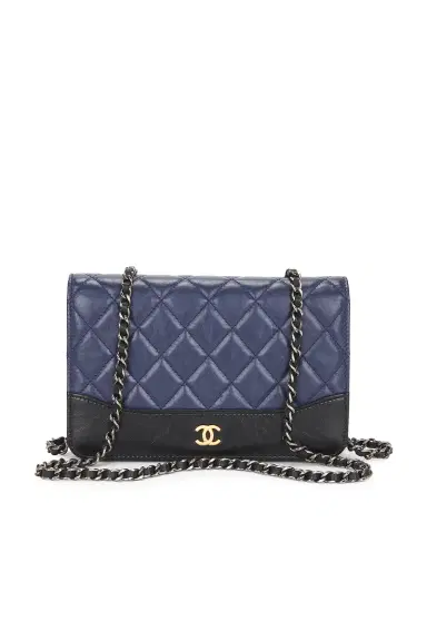 Chanel Chanel Lambskin Gabrielle Wallet On Chain | Thumbnail 1 Chanel Chanel Lambskin Gabrielle Wallet On Chain | Thumbnail 1