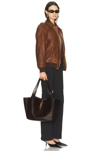 Saint Laurent Bea Tote Bag | Thumbnail 2 Saint Laurent Bea Tote Bag | Thumbnail 2