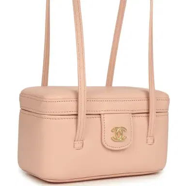 Chanel Chanel Preppy Coco Long Vanity with Straps Light Pink Shiny Caviar Brushed Gold Hardware | Thumbnail 2 Chanel Chanel Preppy Coco Long Vanity with Straps Light Pink Shiny Caviar Brushed Gold Hardware | Thumbnail 2