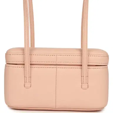 Chanel Chanel Preppy Coco Long Vanity with Straps Light Pink Shiny Caviar Brushed Gold Hardware | Thumbnail 4 Chanel Chanel Preppy Coco Long Vanity with Straps Light Pink Shiny Caviar Brushed Gold Hardware | Thumbnail 4