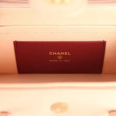 Chanel Chanel Preppy Coco Long Vanity with Straps Light Pink Shiny Caviar Brushed Gold Hardware | Thumbnail 10 Chanel Chanel Preppy Coco Long Vanity with Straps Light Pink Shiny Caviar Brushed Gold Hardware | Thumbnail 10