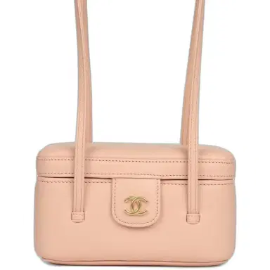 Chanel Chanel Preppy Coco Long Vanity with Straps Light Pink Shiny Caviar Brushed Gold Hardware | Thumbnail 1 Chanel Chanel Preppy Coco Long Vanity with Straps Light Pink Shiny Caviar Brushed Gold Hardware | Thumbnail 1