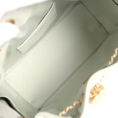Chanel Chanel Small 25 Hobo Bag Light Green Caviar Antique Gold Hardware | Thumbnail 8 Chanel Chanel Small 25 Hobo Bag Light Green Caviar Antique Gold Hardware | Thumbnail 8