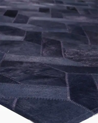 Exquisite Rugs Crescent Hair on Hide Rug, 5 ' x 8 ' | Thumbnail 3 Exquisite Rugs Crescent Hair on Hide Rug, 5 ' x 8 ' | Thumbnail 3
