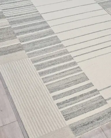 Exquisite Rugs Castine Hand-Tufted Silver Rug | Thumbnail 3 Exquisite Rugs Castine Hand-Tufted Silver Rug | Thumbnail 3