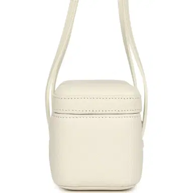 Chanel Chanel Preppy Coco Long Vanity with Straps White Shiny Caviar Brushed Gold Hardware | Thumbnail 3 Chanel Chanel Preppy Coco Long Vanity with Straps White Shiny Caviar Brushed Gold Hardware | Thumbnail 3